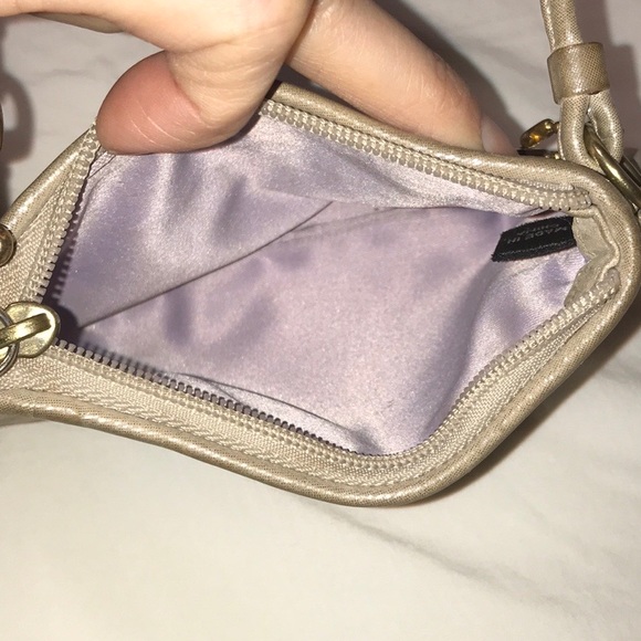 Authentic Coach Wristlet Bag, Beige Sparkly, Gold hardware, dust bag included - Picture 5 of 9